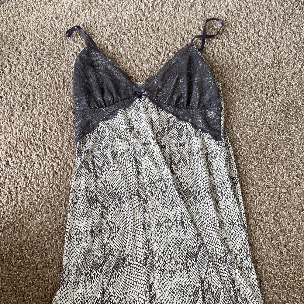 Super soft snake skin print night gown